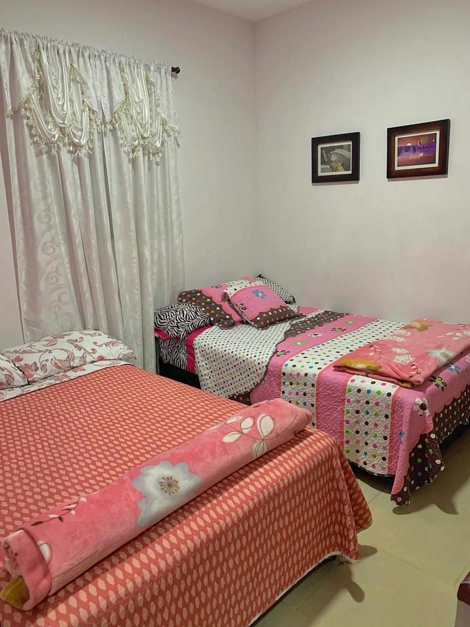 Balcones De La Casona Hotel Guatape Ngoại thất bức ảnh
