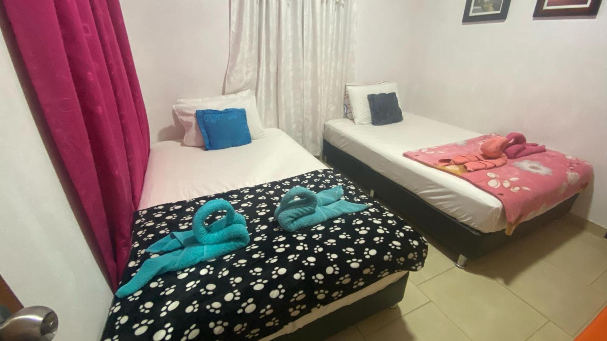 Balcones De La Casona Hotel Guatape Ngoại thất bức ảnh