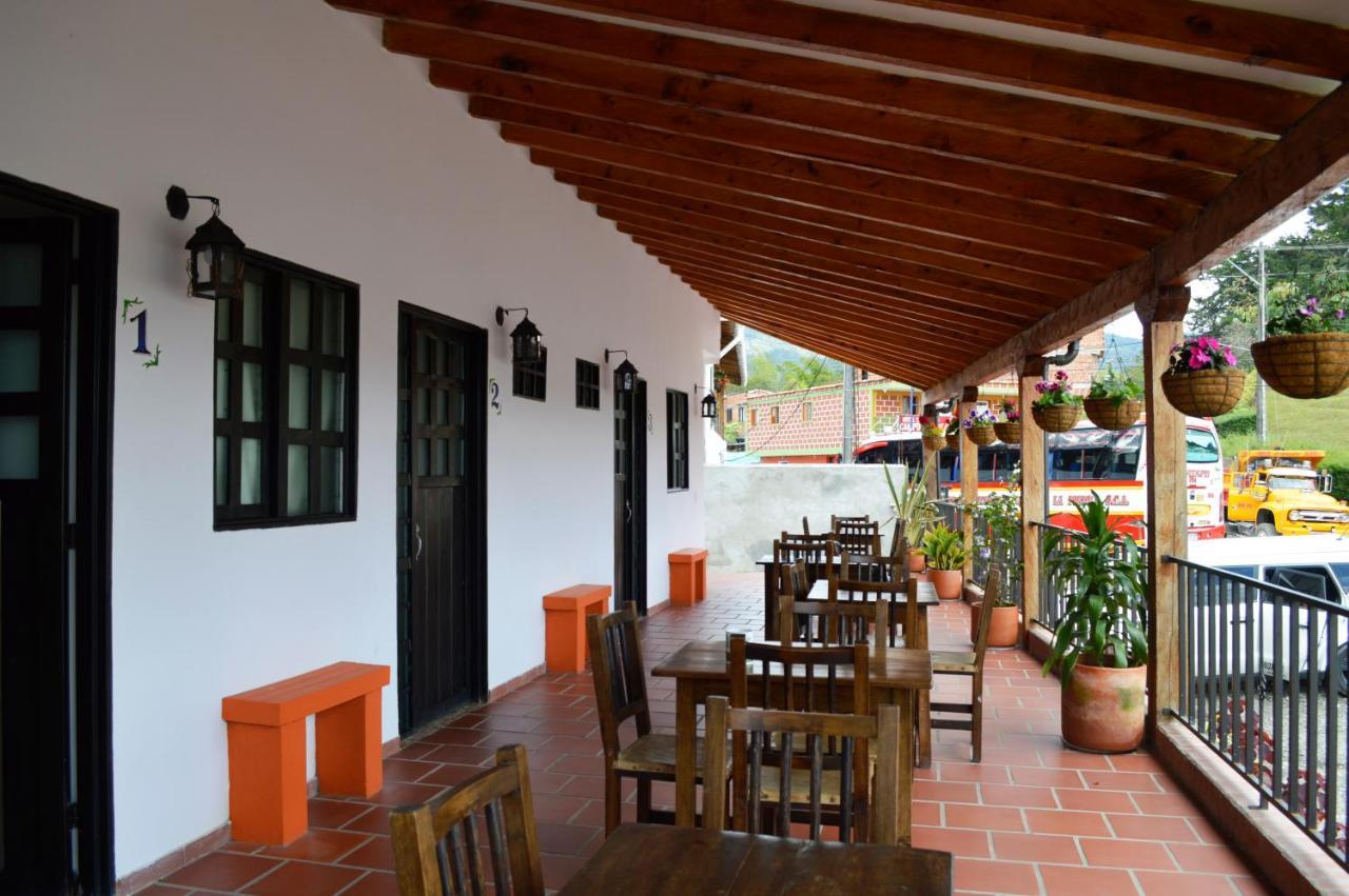 Balcones De La Casona Hotel Guatape Ngoại thất bức ảnh